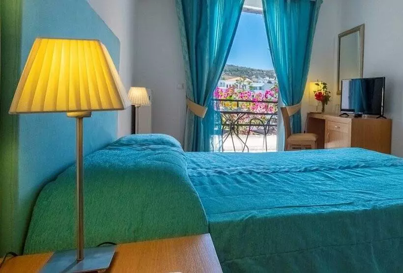 Habitación Estàndard Individual, Skala