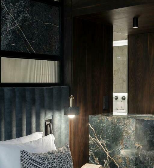 이그제큐티브 스위트, The Stanley