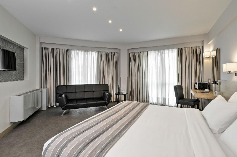 패밀리 룸, The Stanley