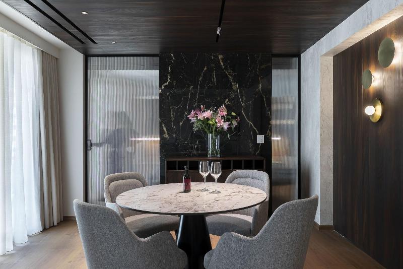 침실 2개 스위트, The Stanley