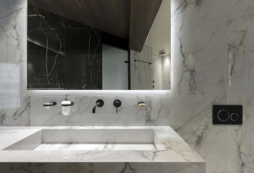 스위트, The Stanley