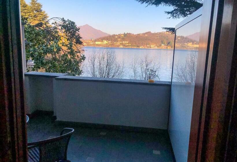 غرفة قياسية رباعية, Chalet Del Lago