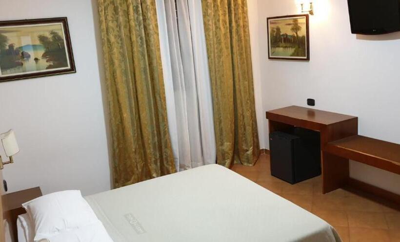 エコノミールーム, Grand Hotel Pavone