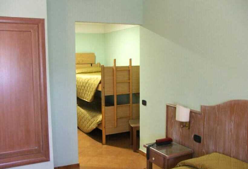 スタンダード４人部屋, Grand Hotel Pavone