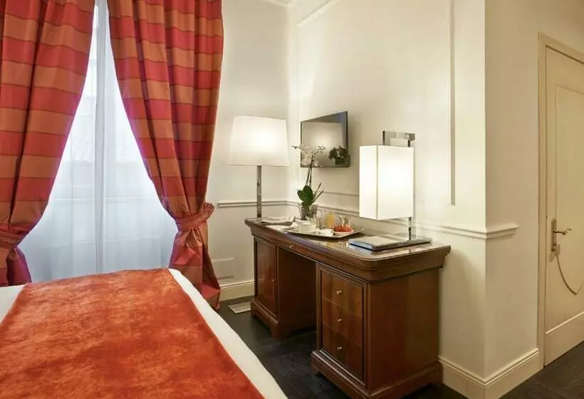 Quarto superior, Albergo Terminus