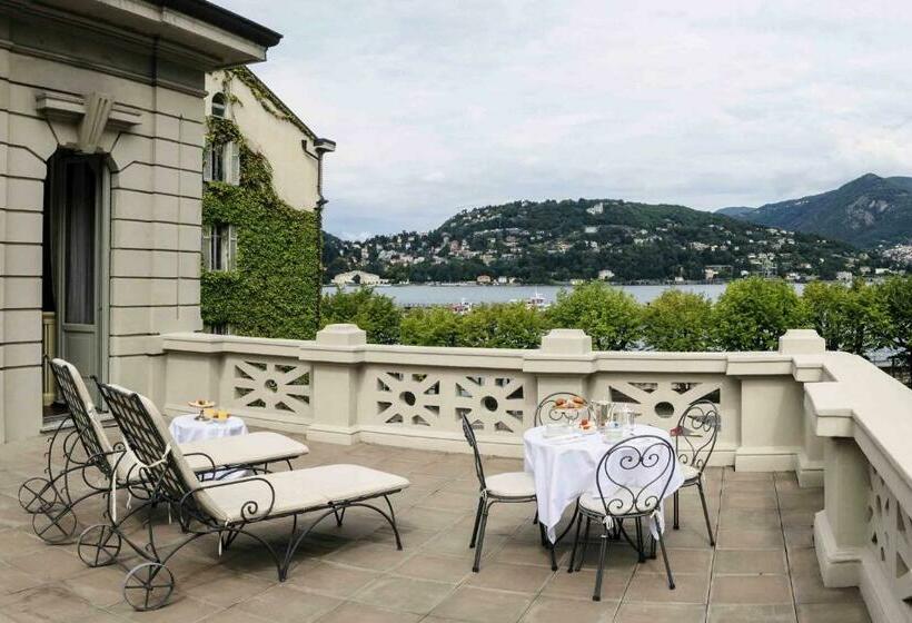 جناح جونيور, Albergo Terminus