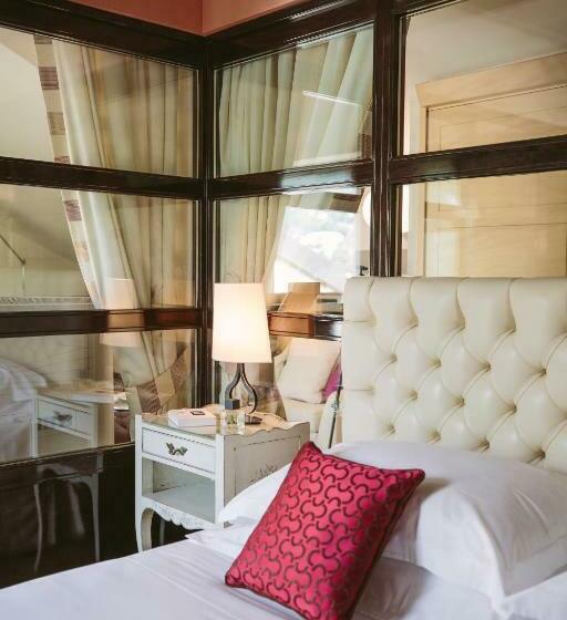 جناح, Albergo Terminus