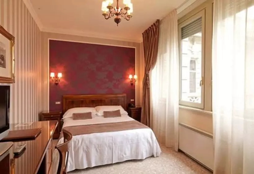 Quarto superior, Albergo Terminus