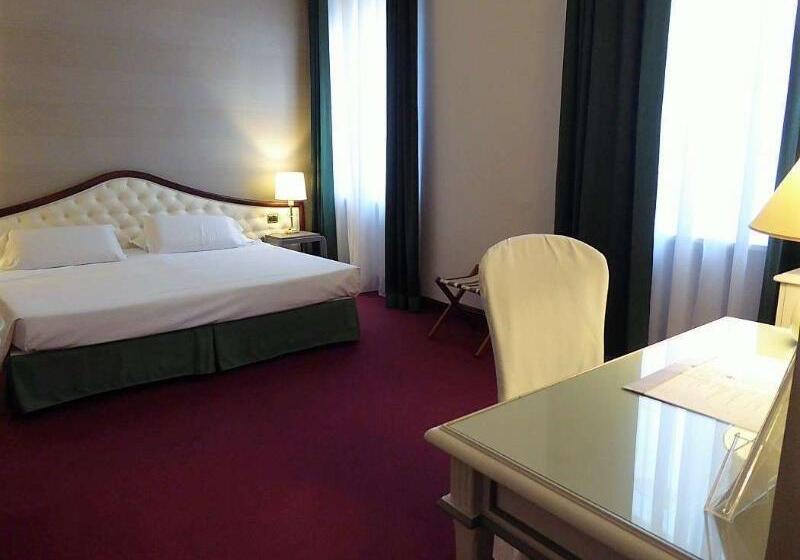 Superior Room, Alli Due Buoi Rossi