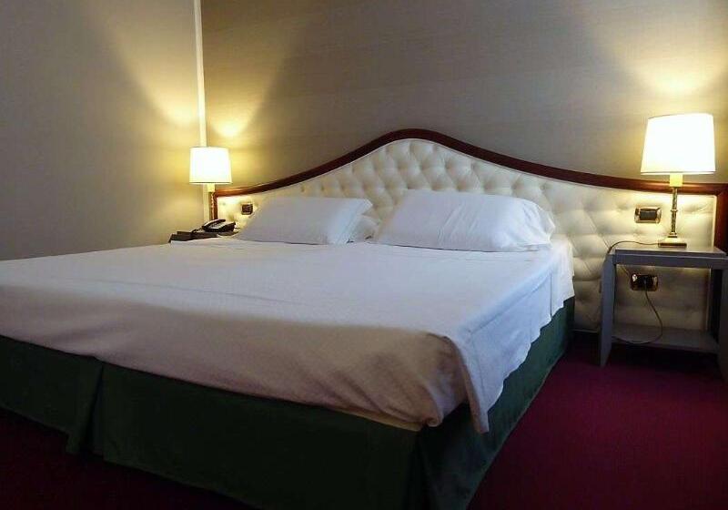 Superior Room, Alli Due Buoi Rossi