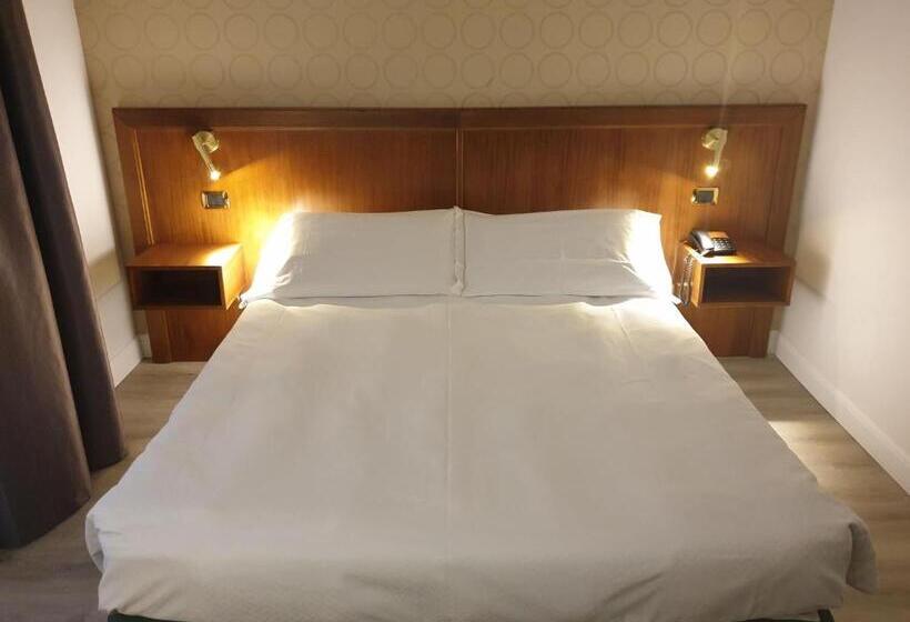 Standard Room, Alli Due Buoi Rossi