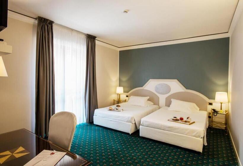 Deluxe Room, Alli Due Buoi Rossi