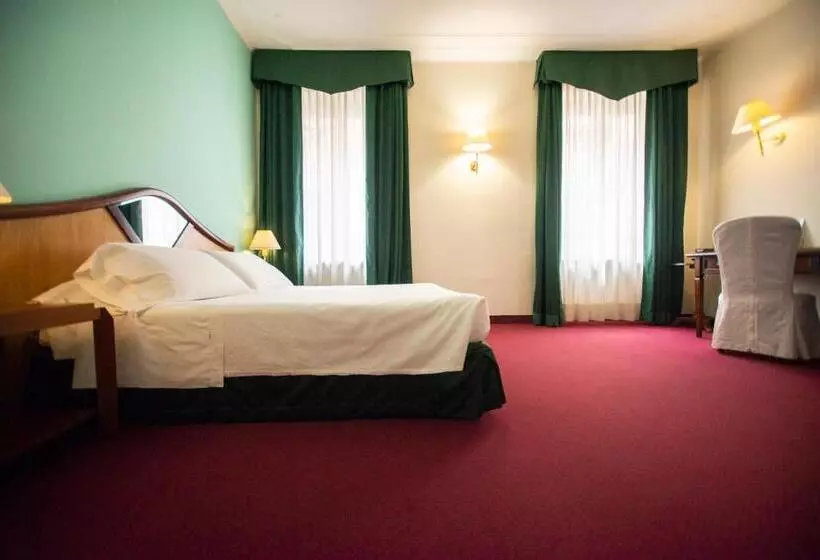 Superior Room, Alli Due Buoi Rossi