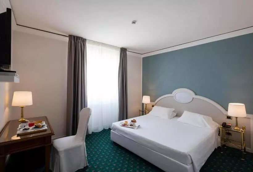 Superior Room, Alli Due Buoi Rossi