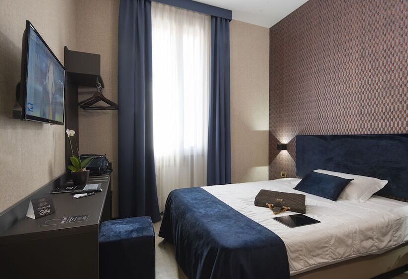 Habitació Individual Clàssica, Astoria