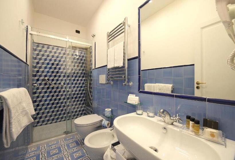 Номер Стандарт Вид на Море, Aurora