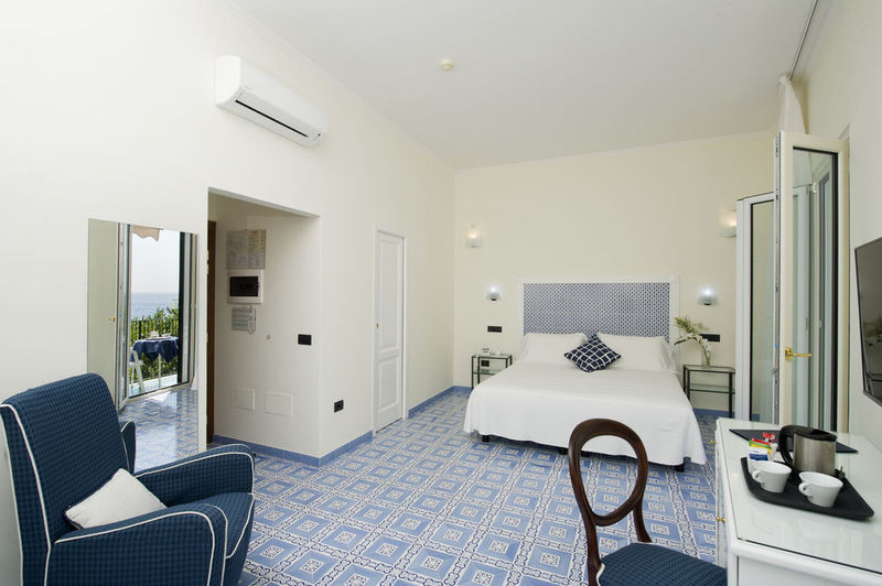 Номер Стандарт Вид на Море, Aurora