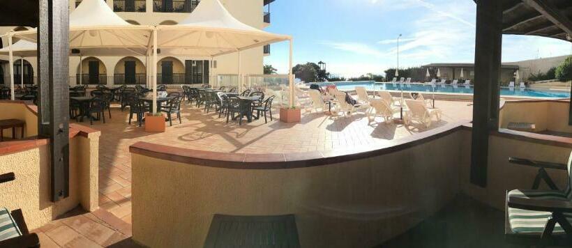 Четырехместный Номер Стандарт, Calabona