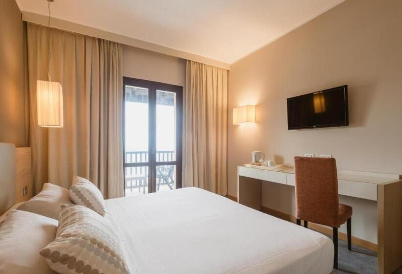 Номер Superior Вид на Море, Calabona