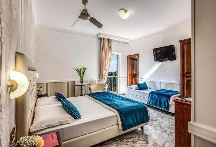 חדר סטנדרט לשלושה, Castel Vecchio