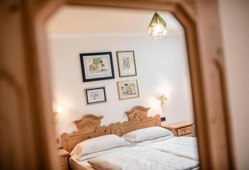 اتاق استاندارد, Cavallino D'oro Bed&breakfast