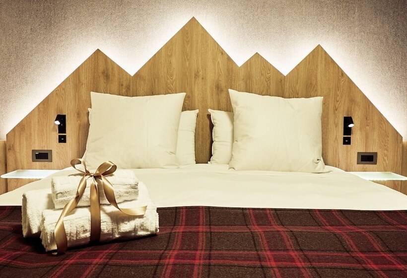 Номер Стандарт, Europa