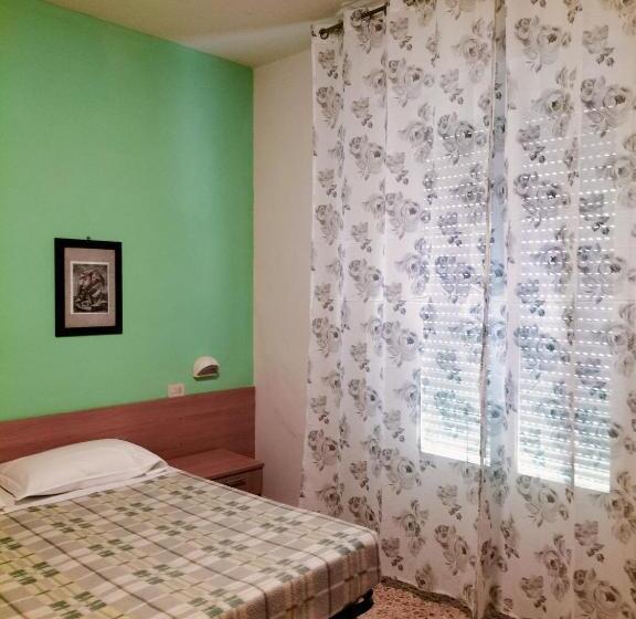 标准间, Il Centrale