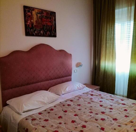 标准间, Il Centrale