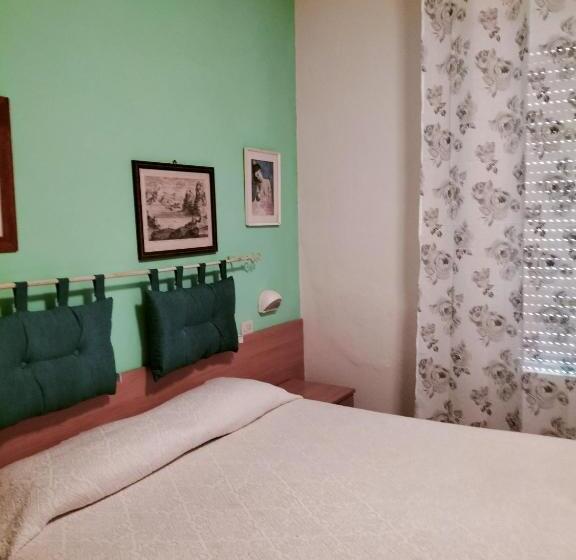 标准间, Il Centrale