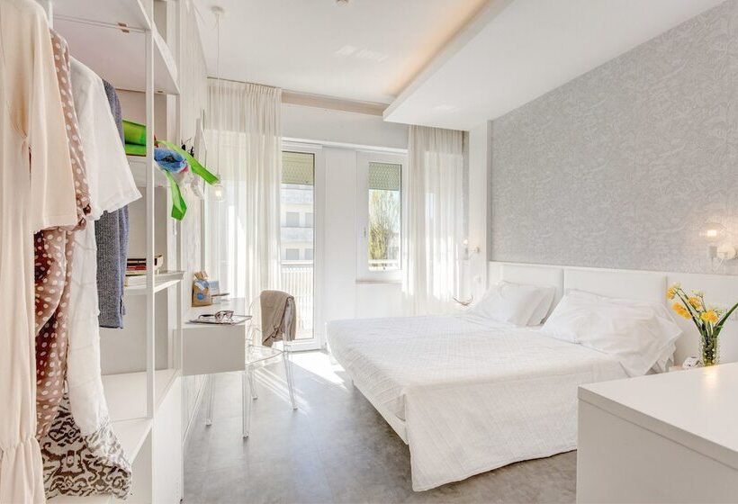 スーペリアトリプルルーム, Majestic