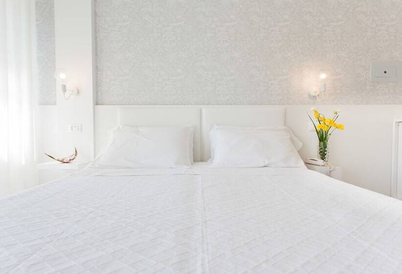 スーペリアトリプルルーム, Majestic