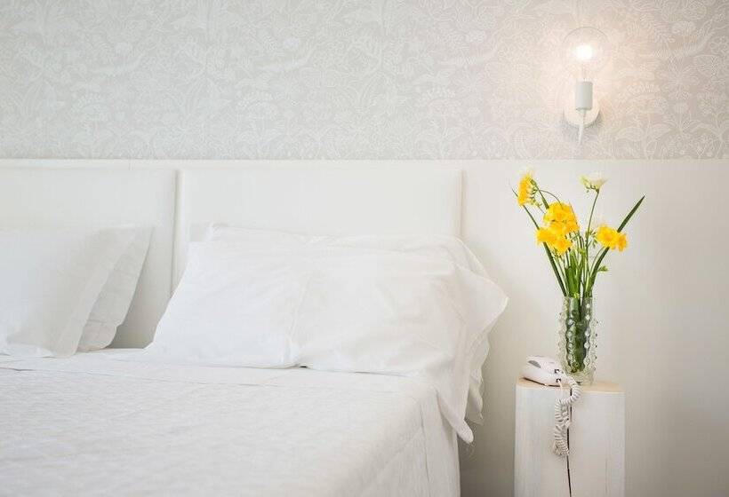 スーペリアの４人部屋, Majestic