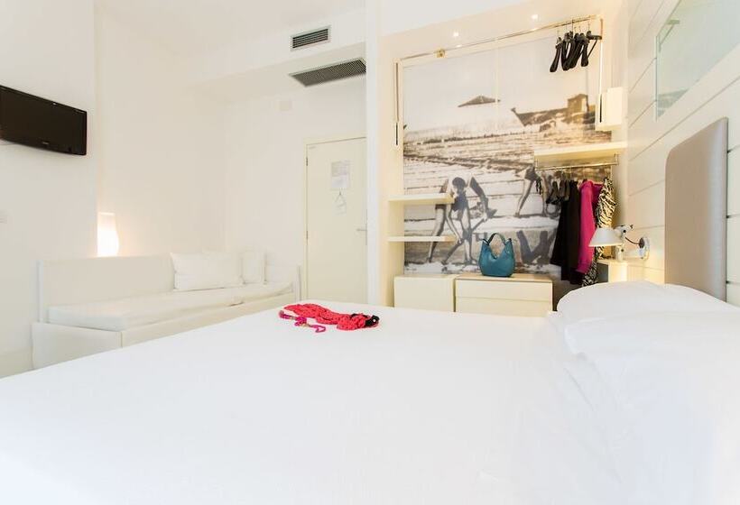 スーペリアの４人部屋, Majestic