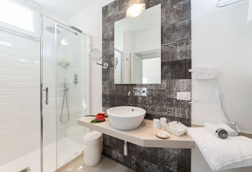 デラックスルーム, Majestic