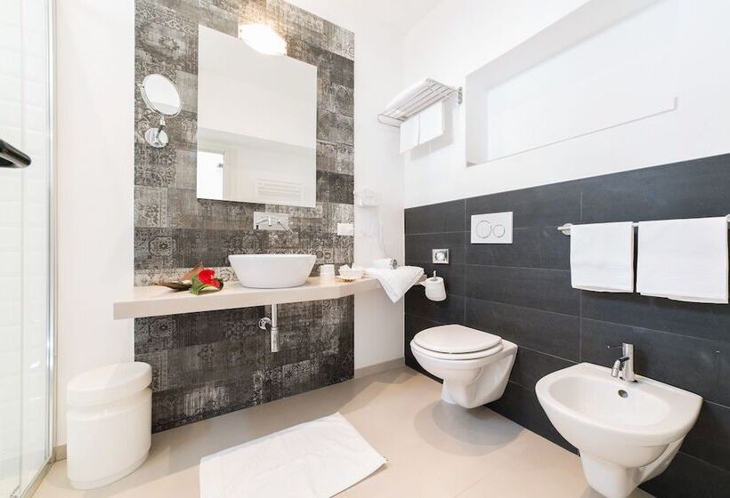 デラックスルーム, Majestic