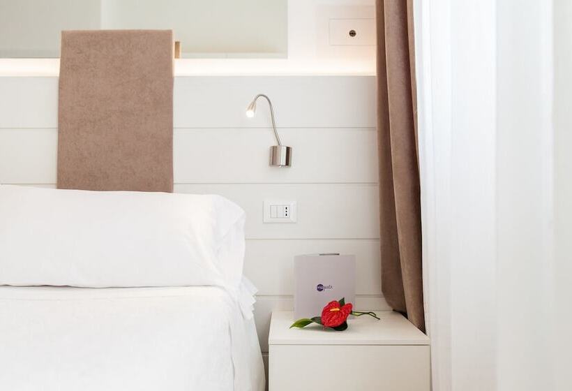 デラックスルーム, Majestic