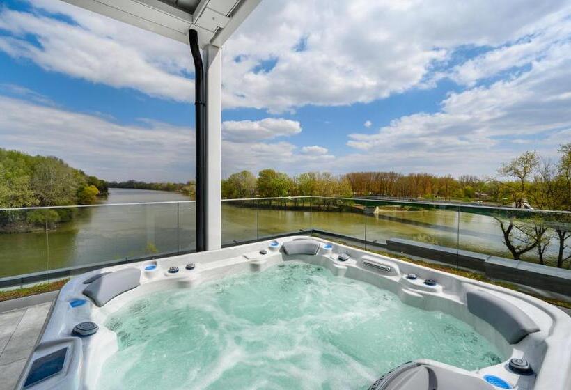 חדר אקזקיוטיב, Mercure Tokaj Center