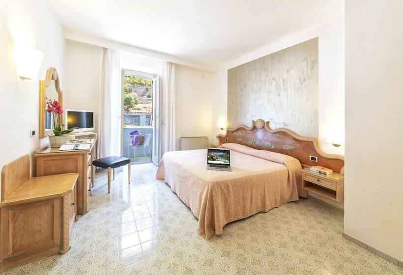 Классический Номер, Parco Smeraldo Terme