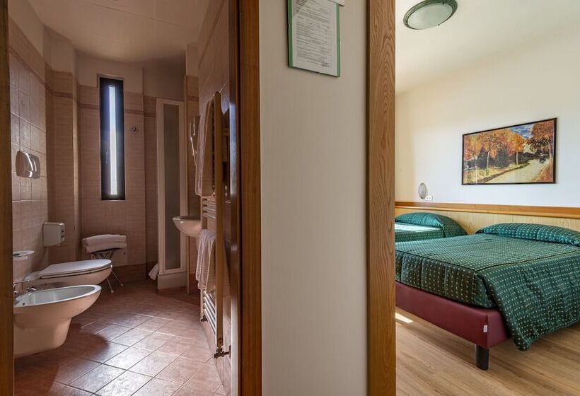 اتاق استاندارد, Pennile