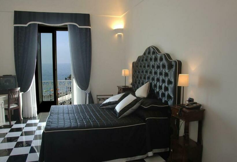 デラックスルーム, Residence   Amalfi