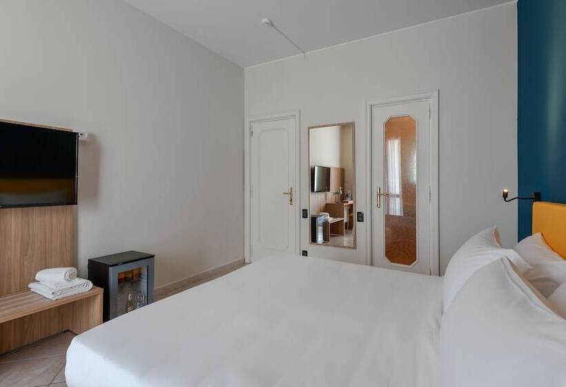 חדר סטנדרט, Riva