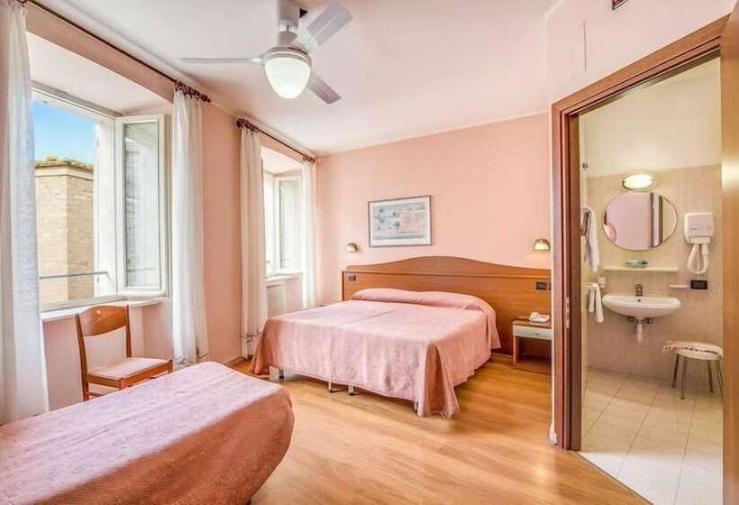 اتاق استاندارد سه نفره, Roma