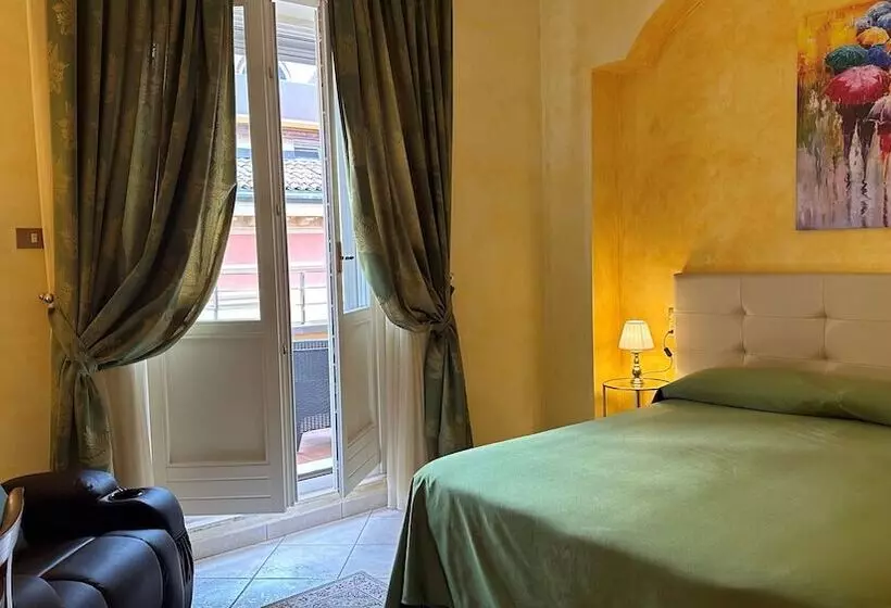 اتاق سوپریور, Roma