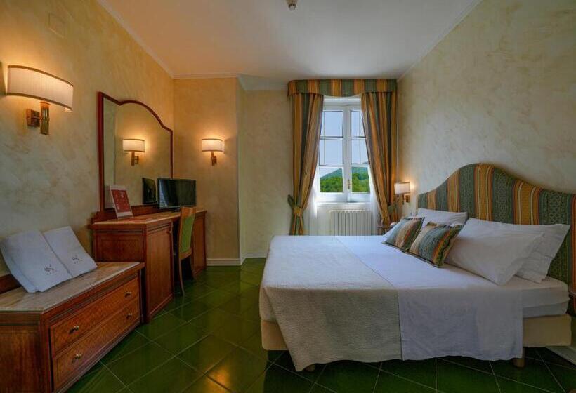 חדר סטנדרט, Scapolatiello