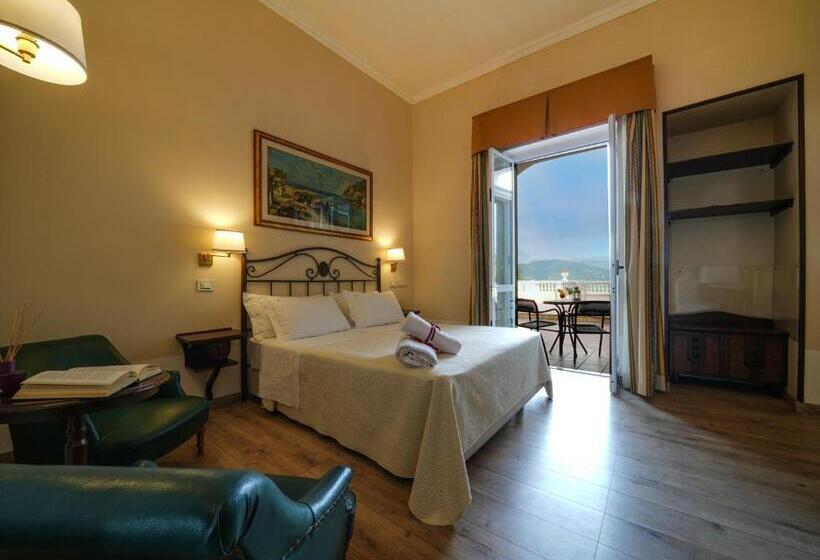 חדר סופריור, Scapolatiello