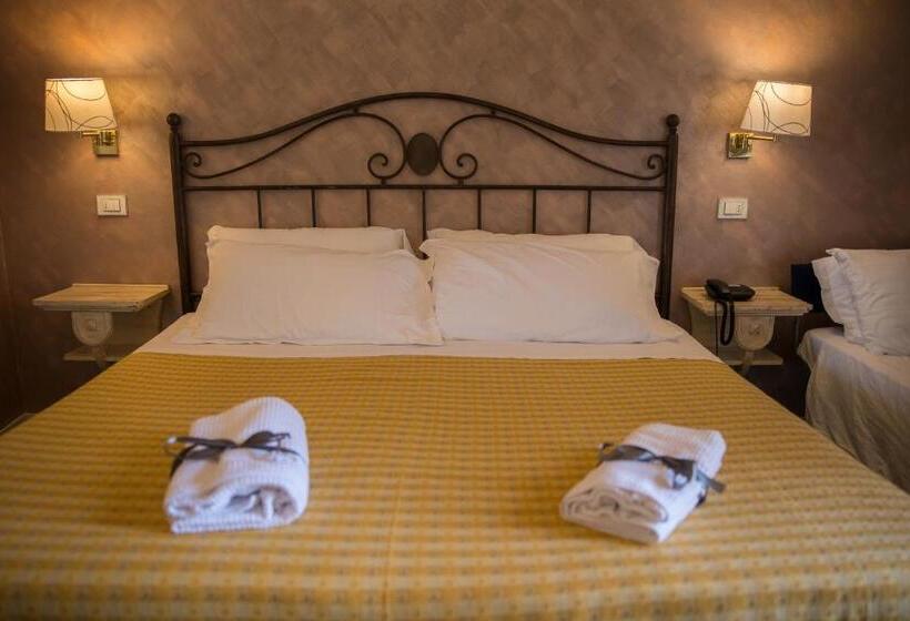 חדר משפחתי, Scapolatiello