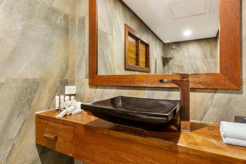 سوئیت پریمیوم, The Cityview   Chinese Ymca Of Hong Kong