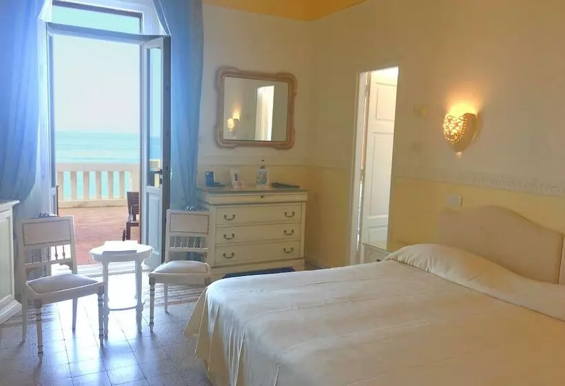 オーシャンビュースタンダードルームバルコニー付き, Villa Las Tronas Hotel & Spa