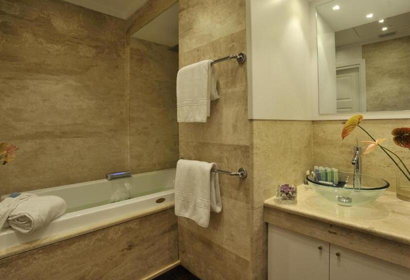 Suite Vista Mar com Hidromassagem, Villa Las Tronas Hotel & Spa