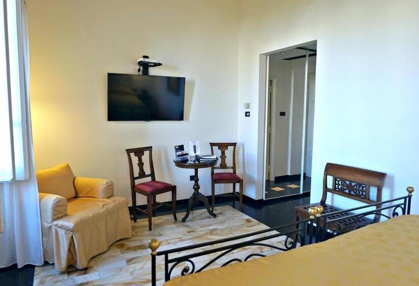 Quarto Triplo Standard Vista Jardim, Villa Las Tronas Hotel & Spa